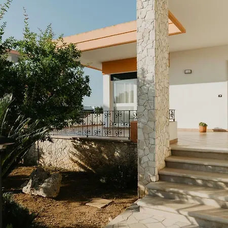 ゲストハウス Il Melograno 3*